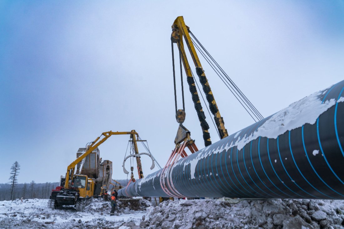 «Газпром» даёт энергию России