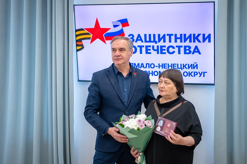 Прикрывая товарищей…