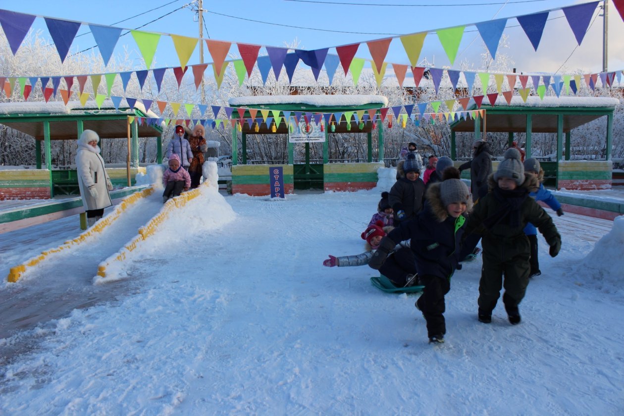 Наш снежный городок