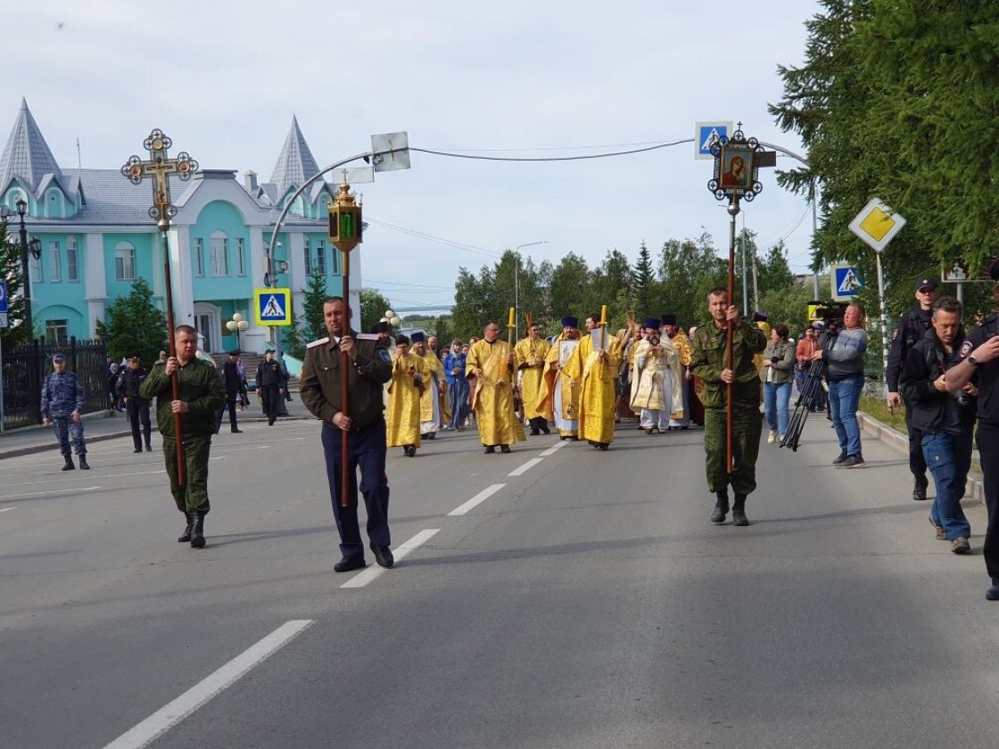 Крестный ход от святыни к святыне