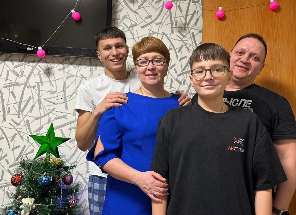 В их руках свет, тепло и чистая вода