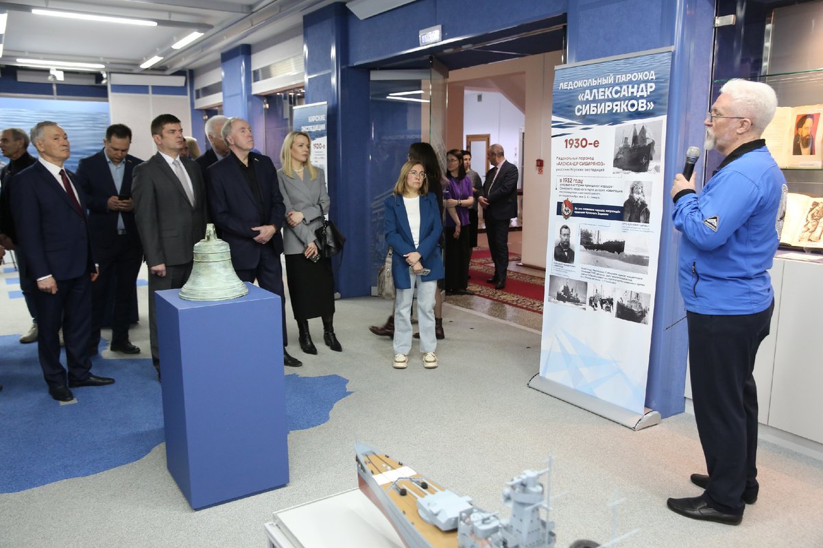 Суровое Карское море 